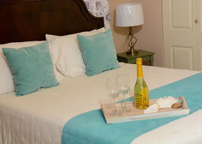 Winter Escape With Seaview - Private Balcony & Fast Wifi *