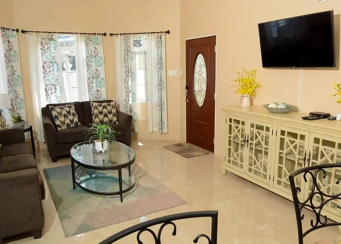 Winter Escape With Seaview - Private Balcony & Fast Wifi *