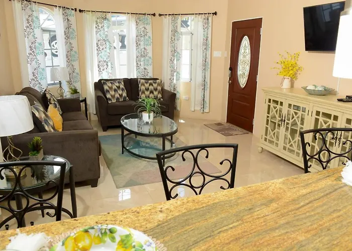 Villa Winter Escape With Seaview - Private Balcony & Fast Wifi *