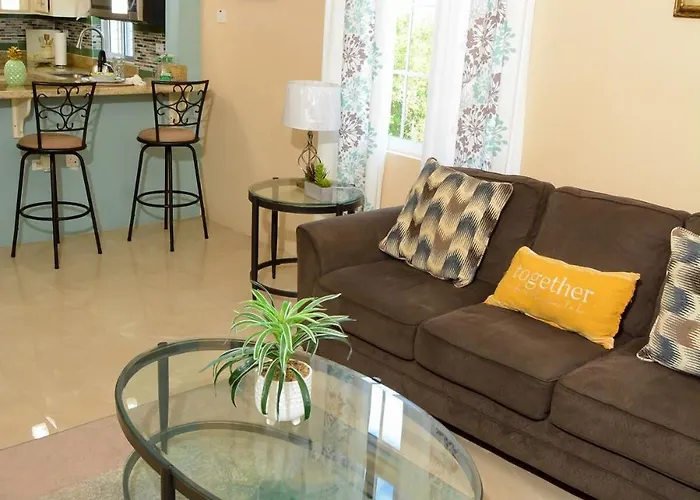 Winter Escape With Seaview - Private Balcony & Fast Wifi