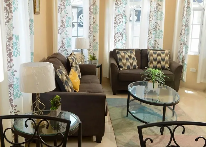 Winter Escape With Seaview - Private Balcony & Fast Wifi Villa